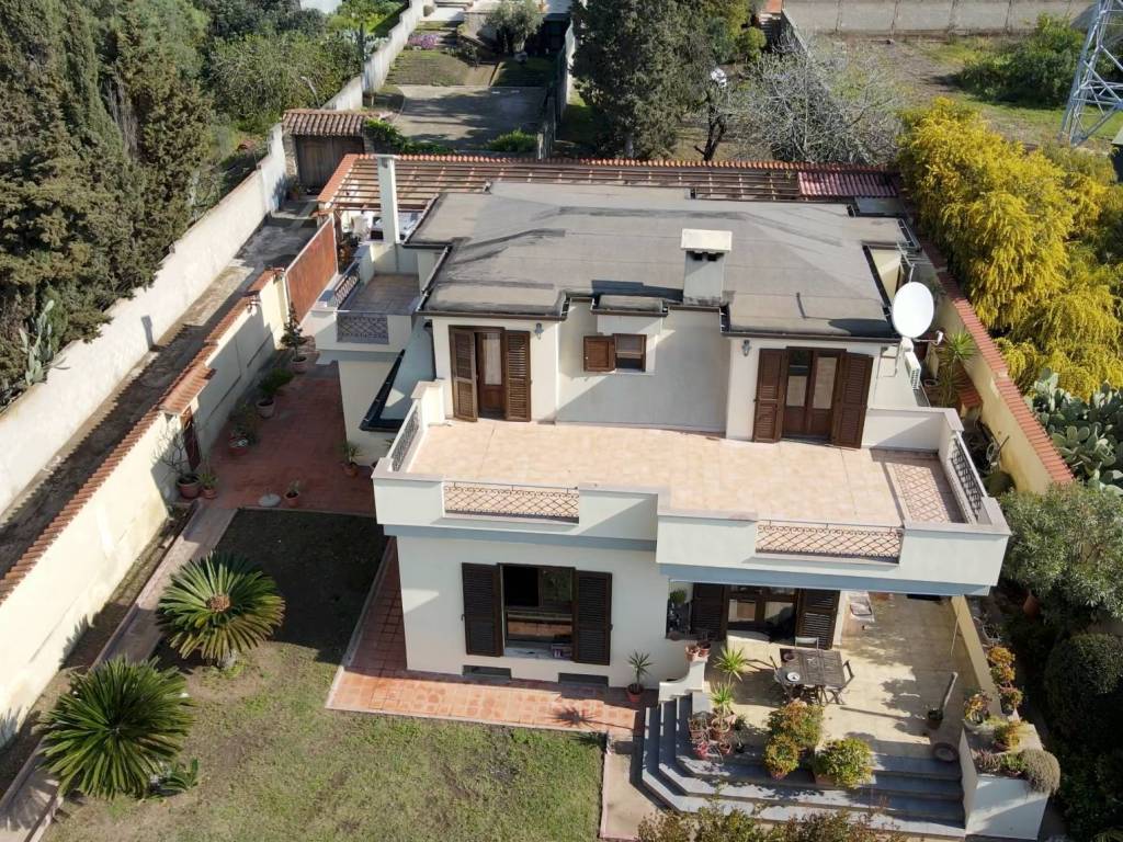 Villa unifamiliare viale Leonardo da Vinci 71 Margine Rosso